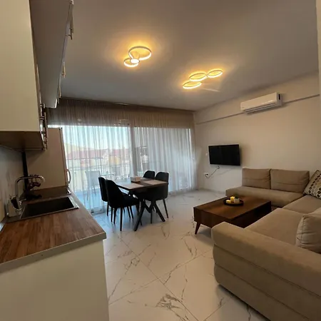 The Horizon Неа-Перамос