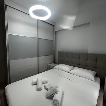 Апартаменты The Horizon Неа-Перамос